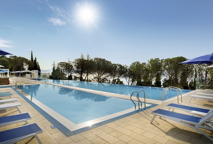 Girandella Resort Valamar Collection Maro Suites