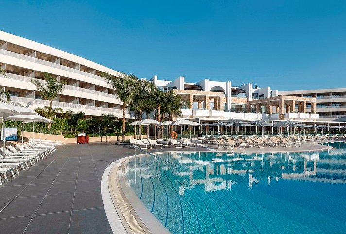 Princess Andriana Resort & Spa