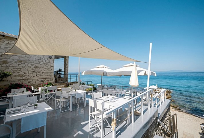 White Suites Resort
