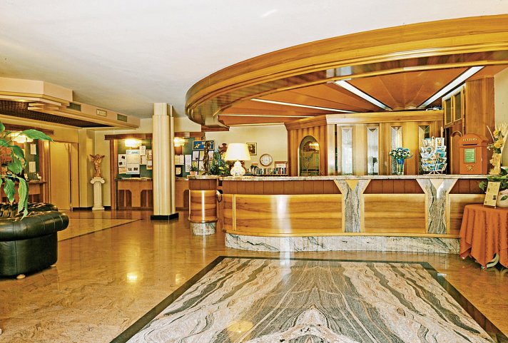 Park Hotel Oasi