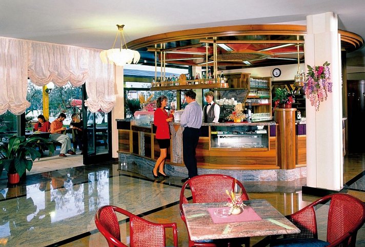 Park Hotel Oasi