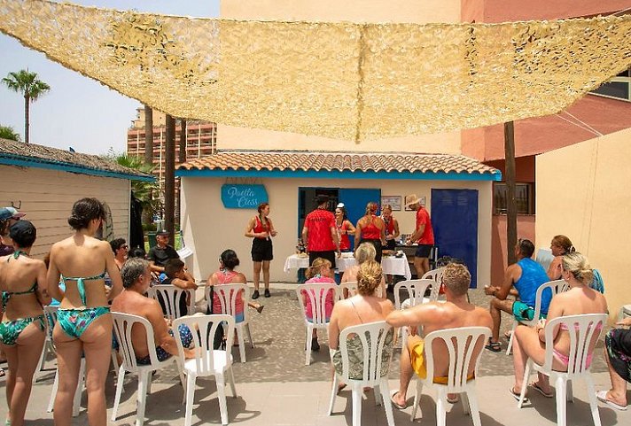 Sunset Beach Club Hotel Apartments