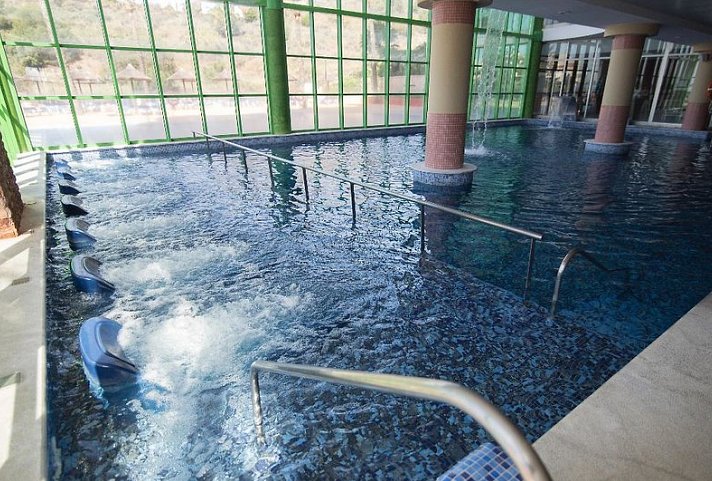 Holiday World Riwo Hotel
