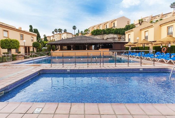 Ramada Hotel & Suites by Wyndham Costa del Sol