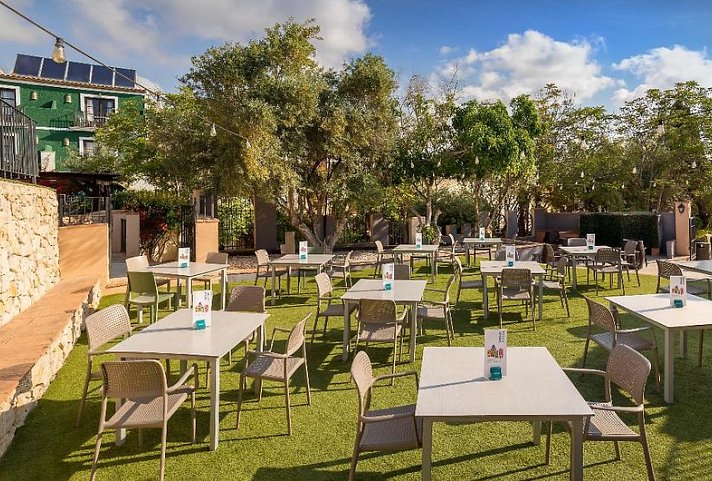 Occidental Pueblo Acantilado