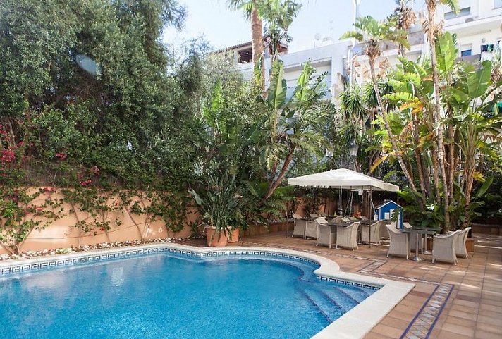 Sitges Playa by URH Hotels