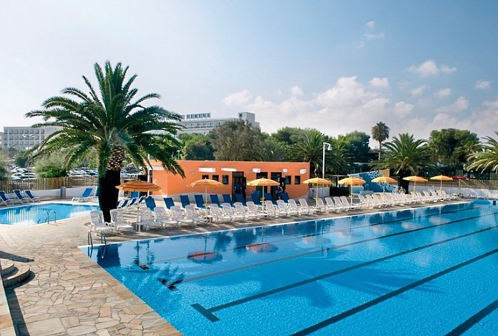 GranSerena Hotel