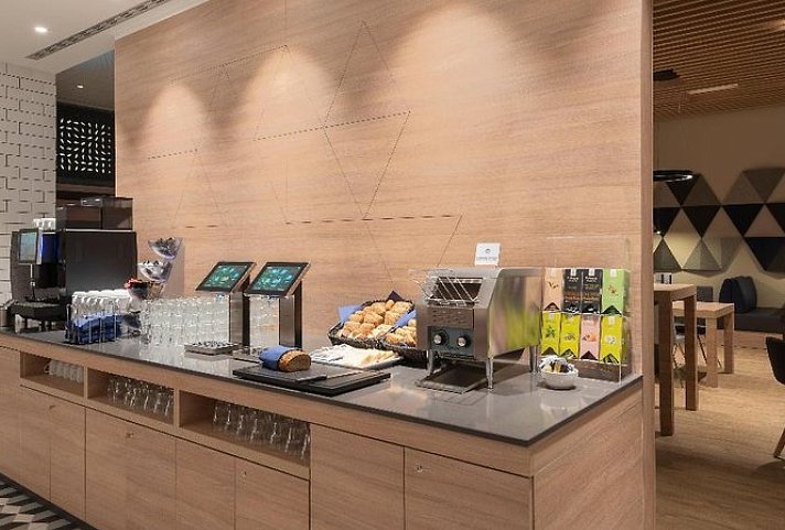 Holiday Inn Express & Suites Potsdam
