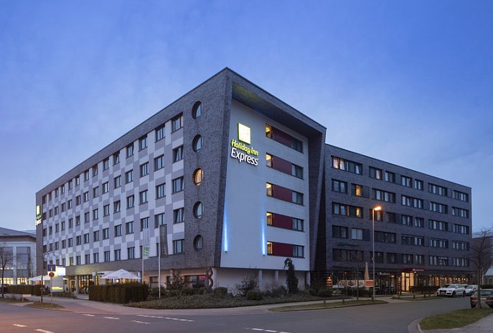 Holiday Inn Express Bremen Airport