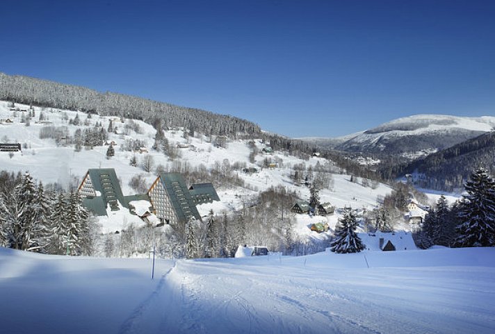 Pinia Hotel & Resort