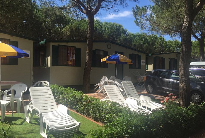 Balatontourist Camping & Bungalows Füred