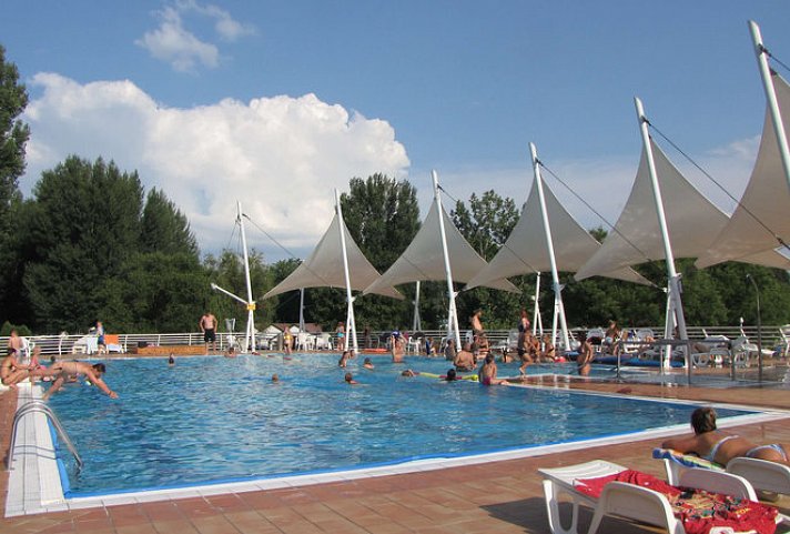Balatontourist Camping & Bungalows Füred