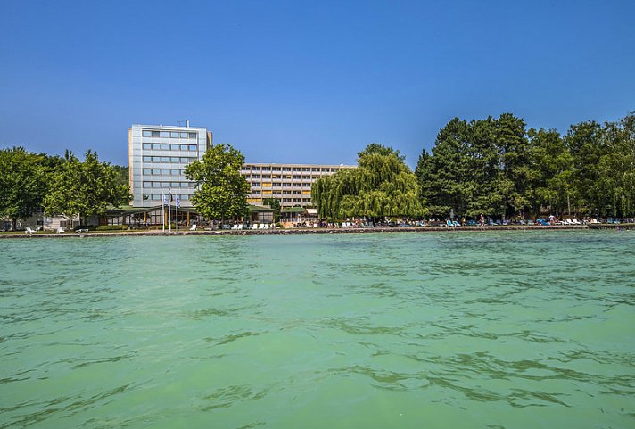 Club Tihany Hotel