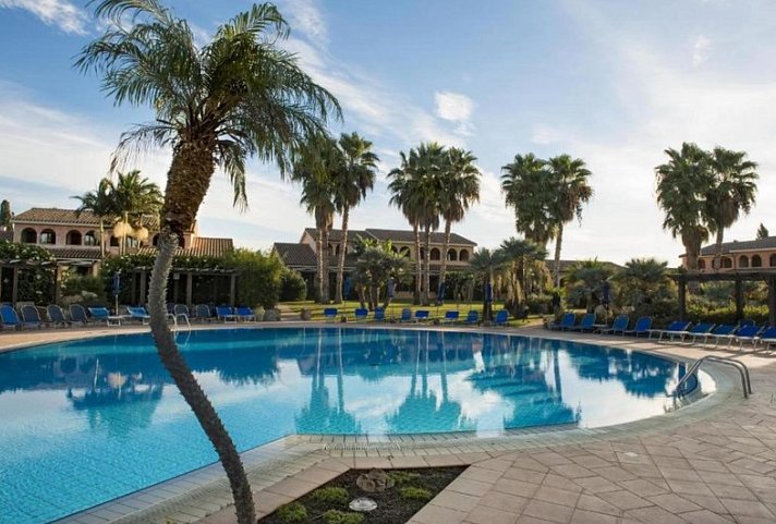 Lantana Resort Residence