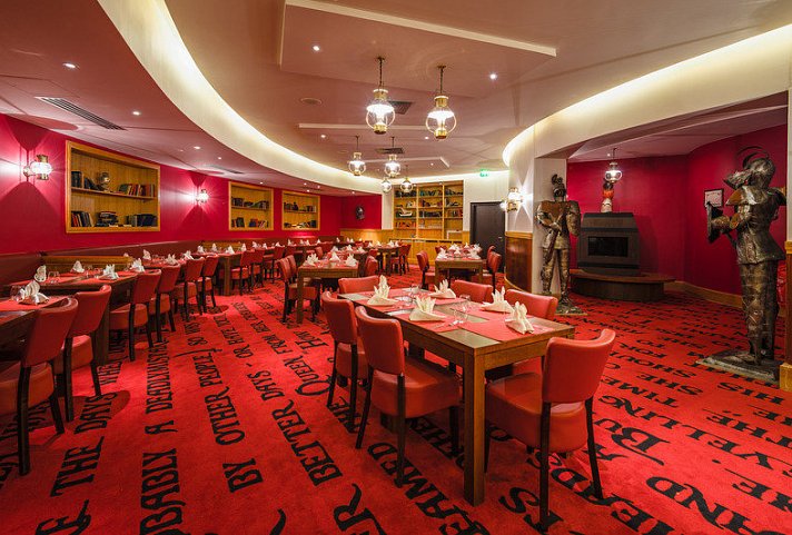 Explorers Hotel at Disneyland Paris