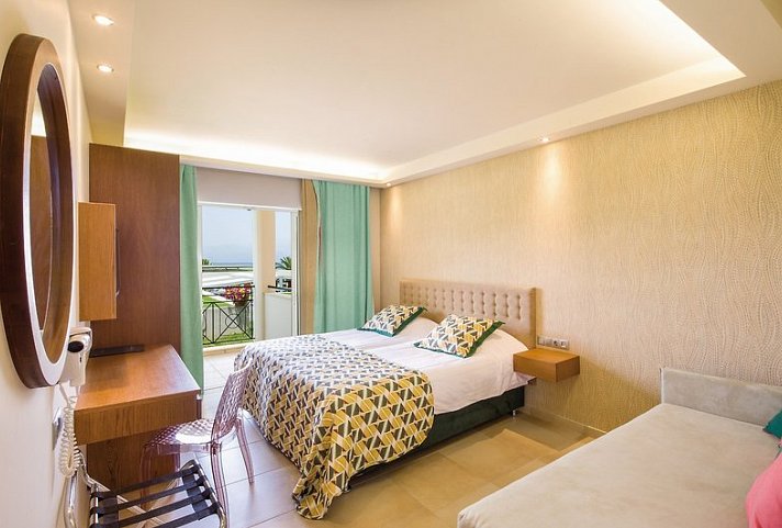 Mareblue Beach Corfu Resort