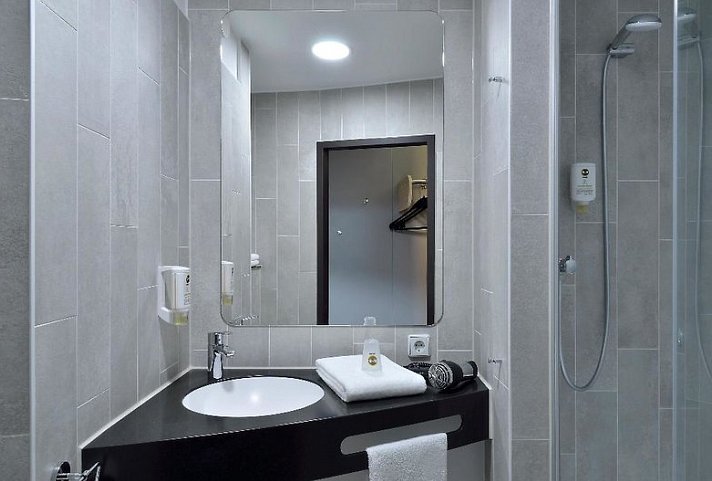 B&B Hotel Köln-West