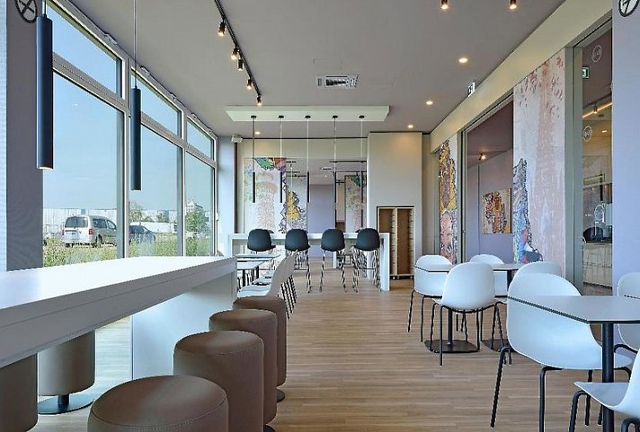 B&B Hotel Köln-Airport