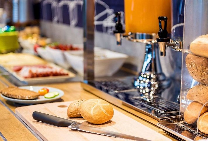 B&B HOTEL Köln-Porz