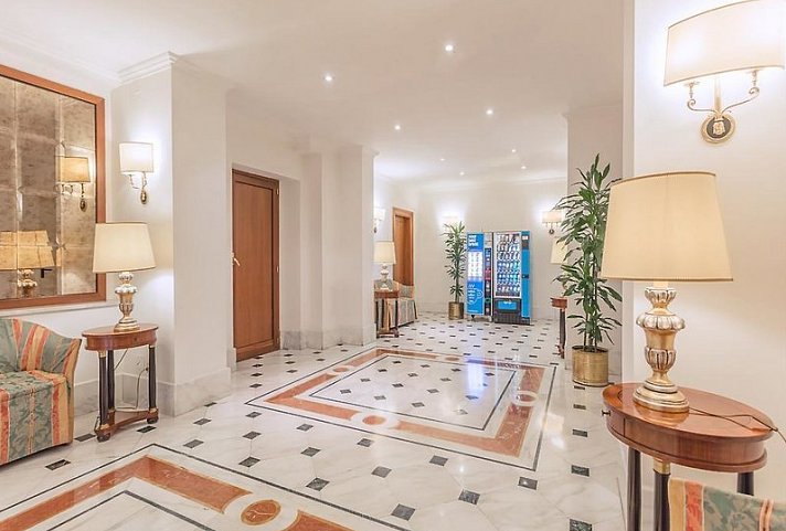 Raeli Hotel Luce