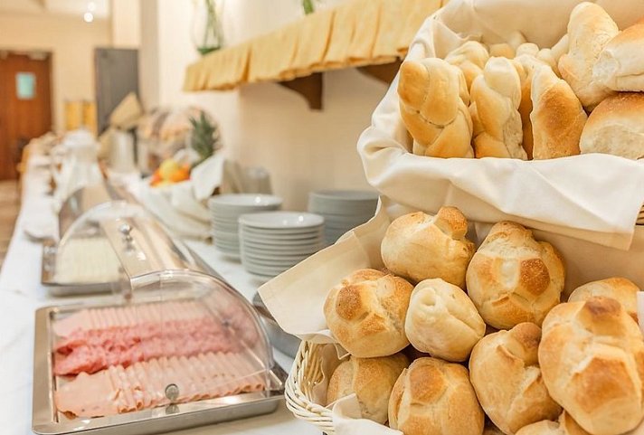 Raeli Hotel Luce