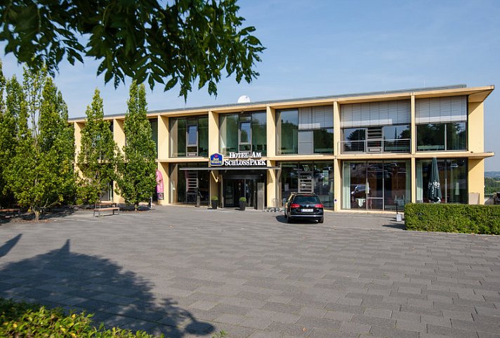 Rugs Hotel am Schlosspark Lichtenwalde