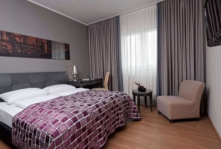 Wyndham Duisburger Hof Hotel