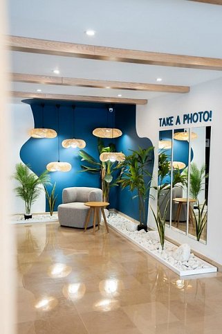 Carvi Beach Hotel