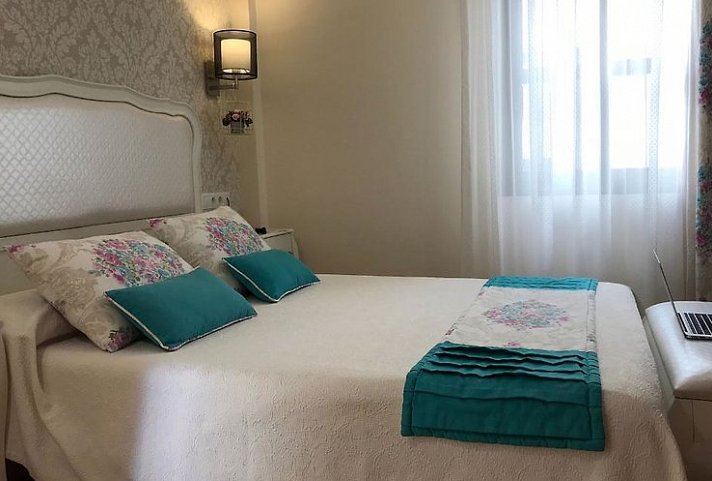 Hotel Perla Marina