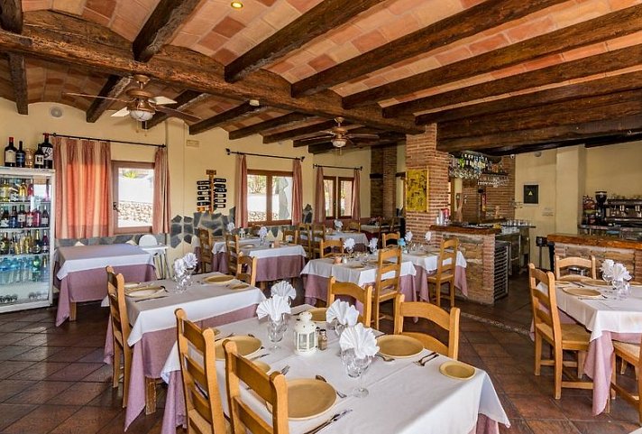 Hotel Rural Almazara