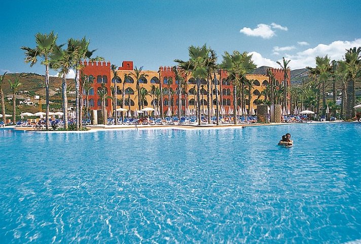 Playacalida Spa Hotel