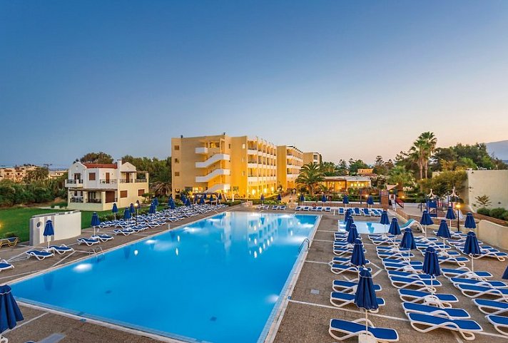 Dessole Dolphin Bay Resort