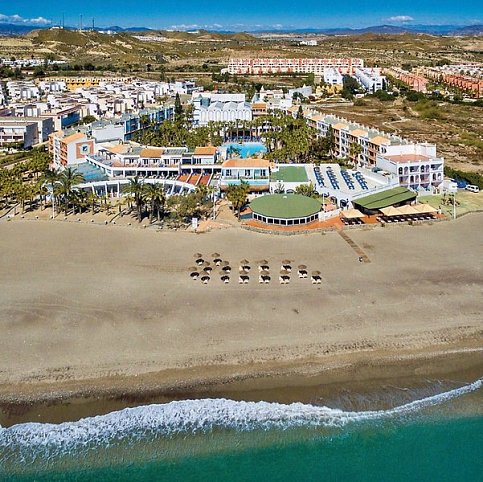 Playavera by Senator - Naturist