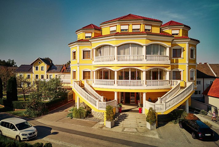 Donauhotel Lettnerhof
