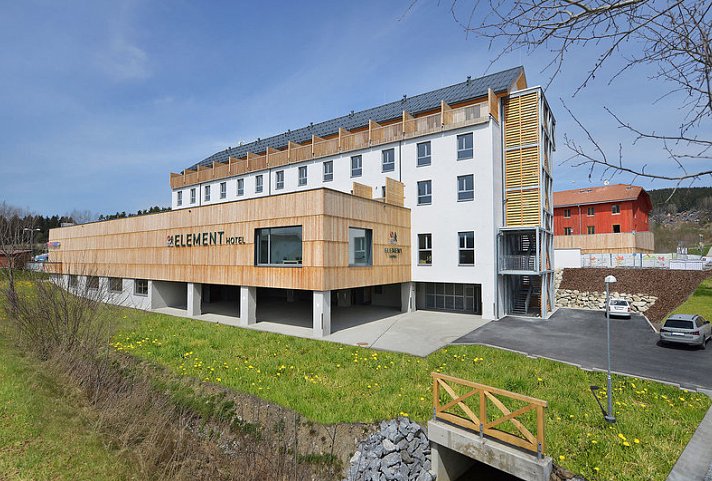Hotel Element