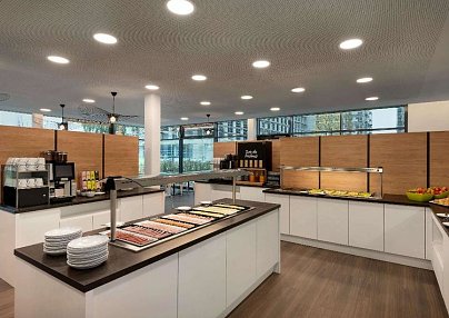 Super 8 by Wyndham Augsburg Augsburg