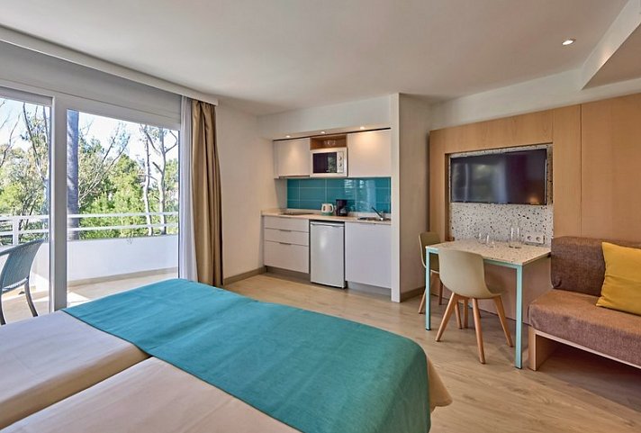 Universal Aparthotel Elisa