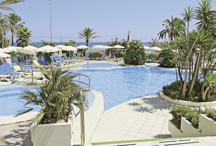 Sabina Hotel & Suites