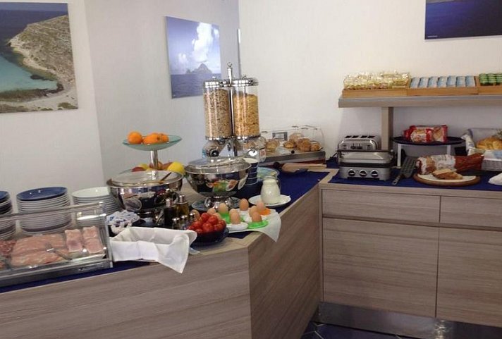 Astro Suite Hotel