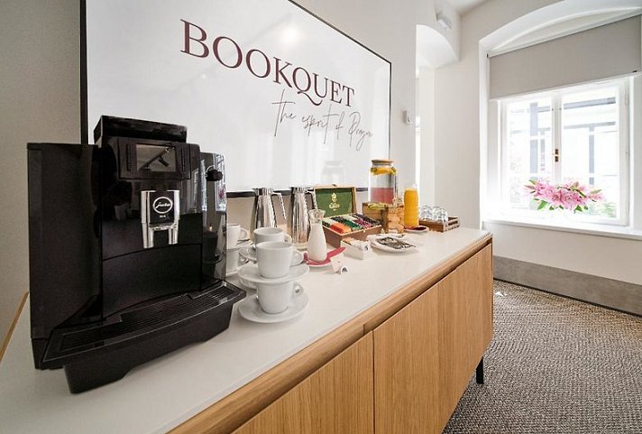 Hotel Bookquet