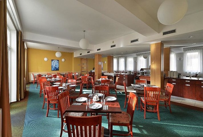 EA Hotel Populus