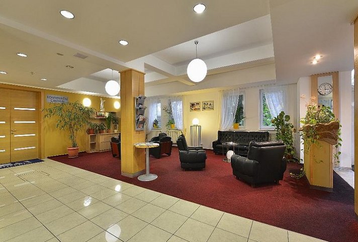 EA Hotel Populus