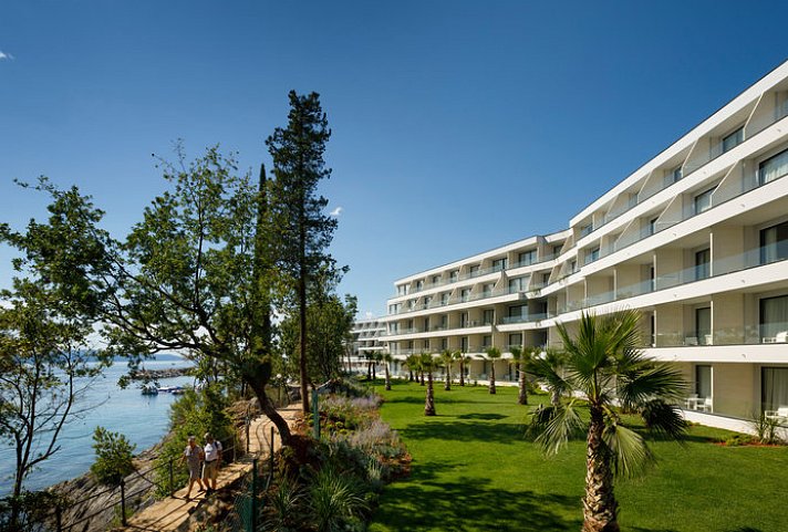 Hotel I'i'i