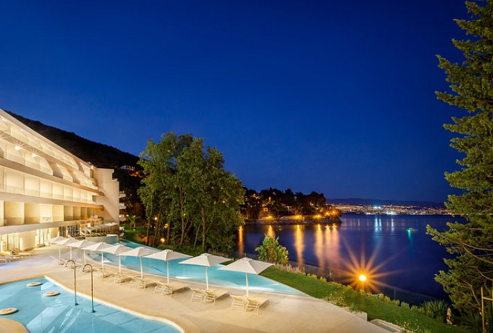 Hotel I'i'i