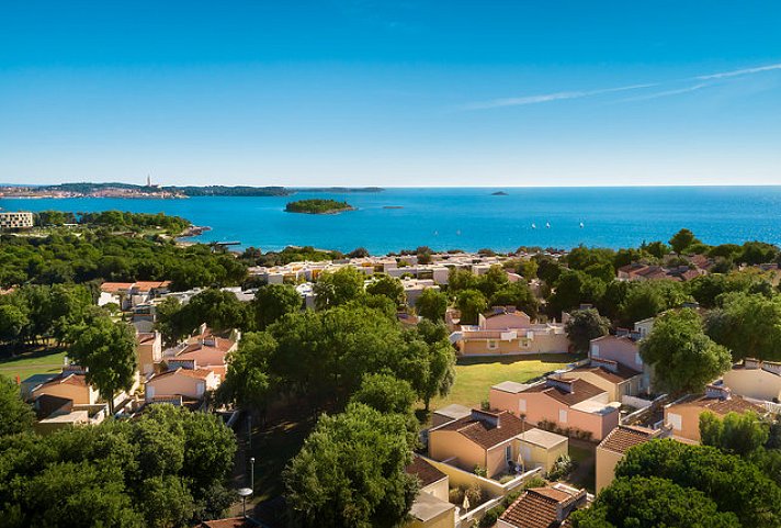 Maistra Select Amarin Resort