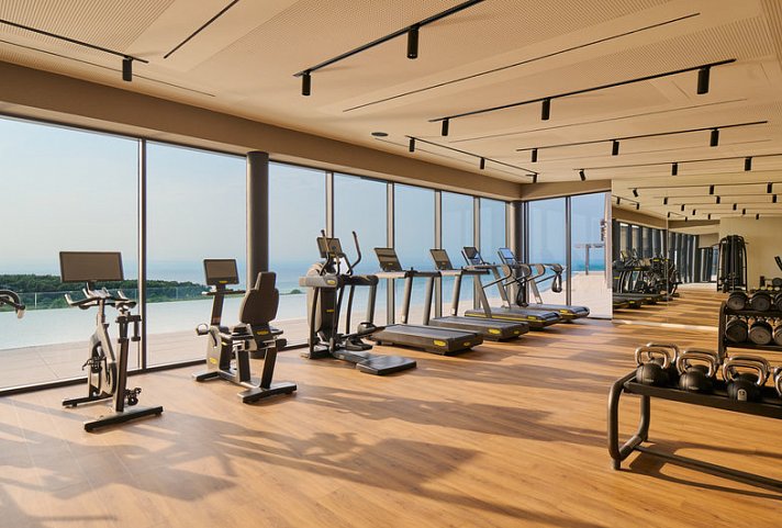 Petram Resort & Residences