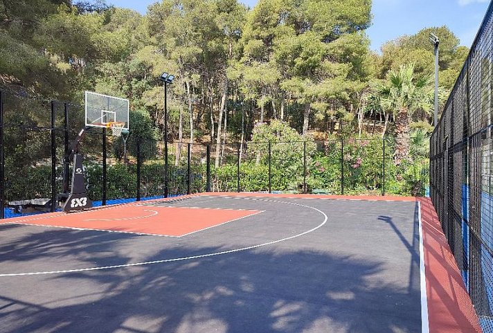 Camping Torre de la Mora