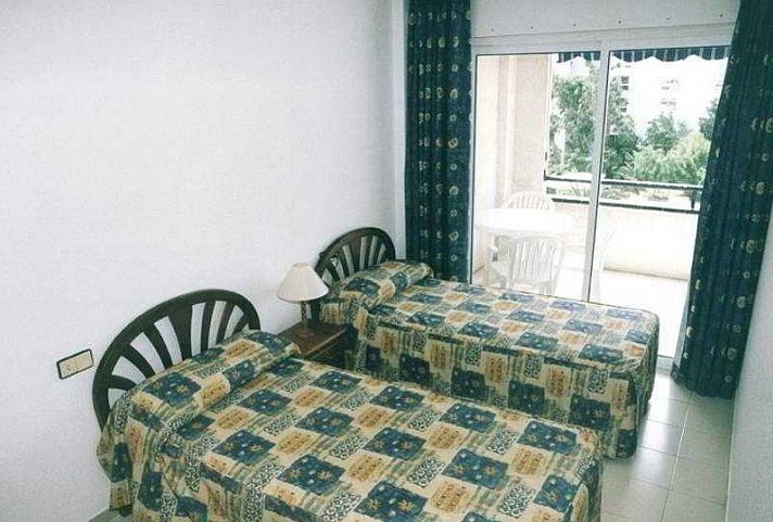 Apartamentos Estival Park