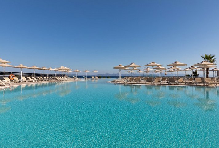 Belair Beach Hotel