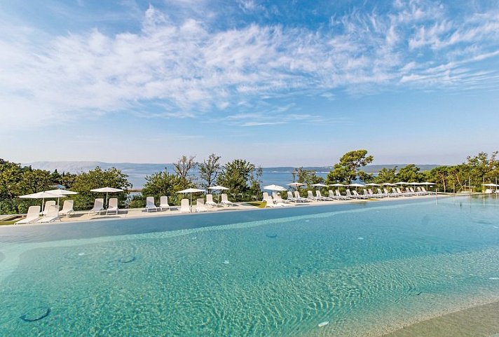 Elements Camping Selce